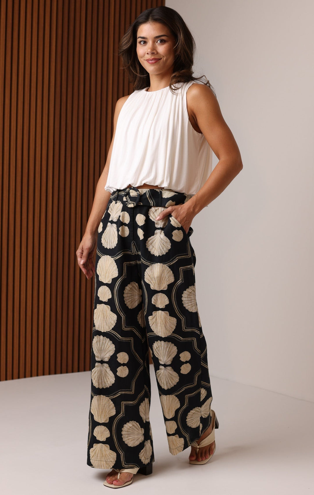 Maya Bubble Top White By Shore - Moxiebainbridge