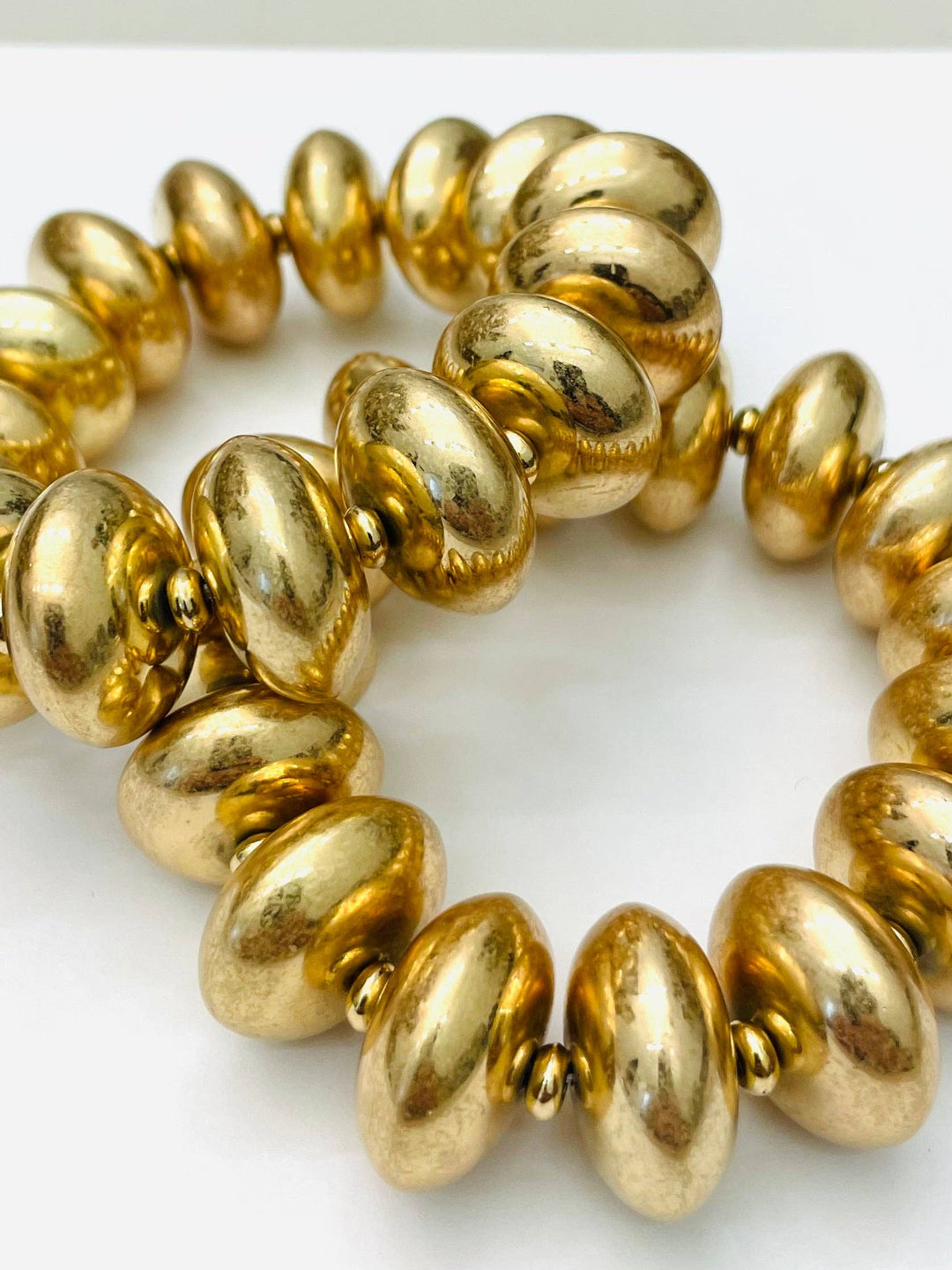 CHIC - Thick Disc Bracelet (worn gold) BR1000