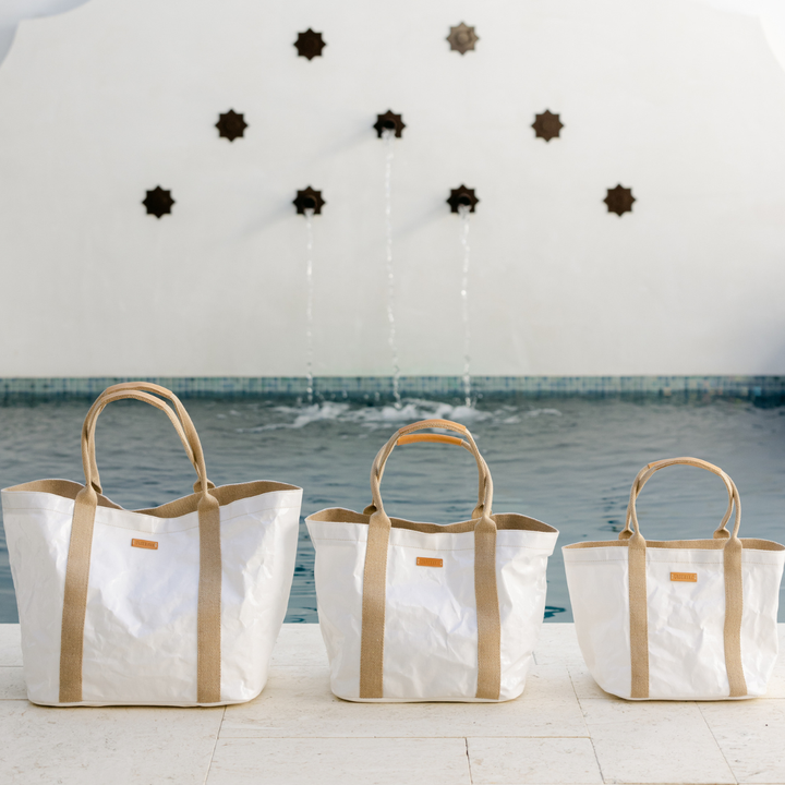 GIULIA GLOSSY TOTE BAG: Glossy Cachemire / Small