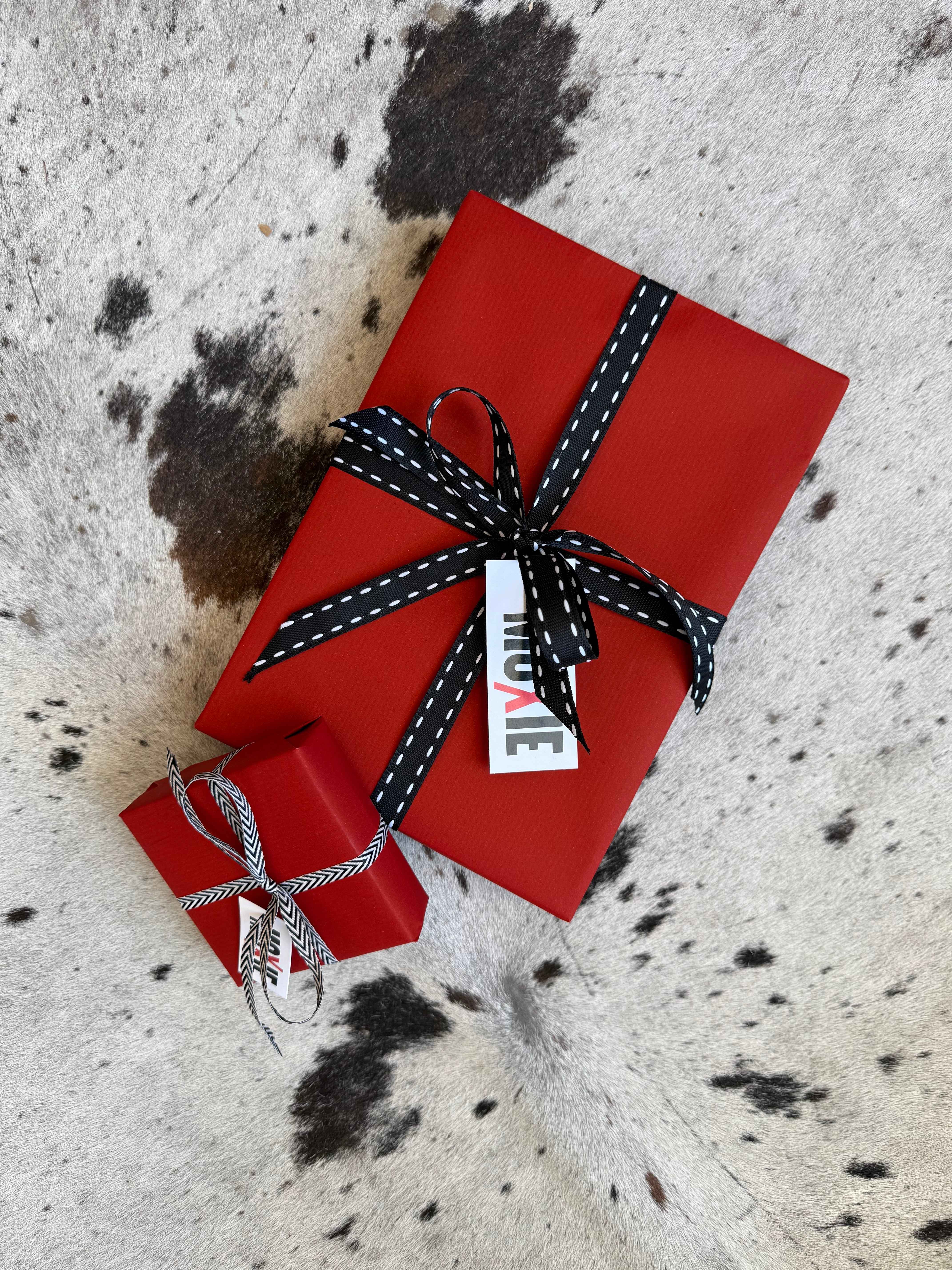 Free gift wrapping at Moxie