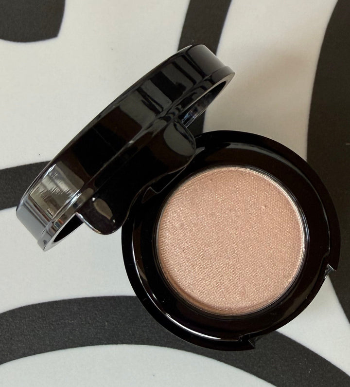 Flesh Eyeshadow