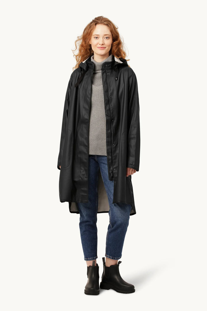 Rain Coat 71 Black By Ilse Jacobsen