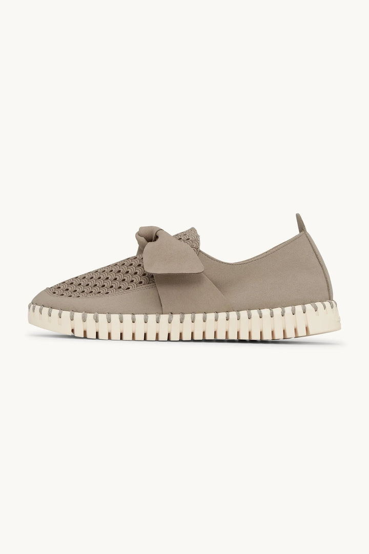 Bow Loafer By Ilse Jacobsen
