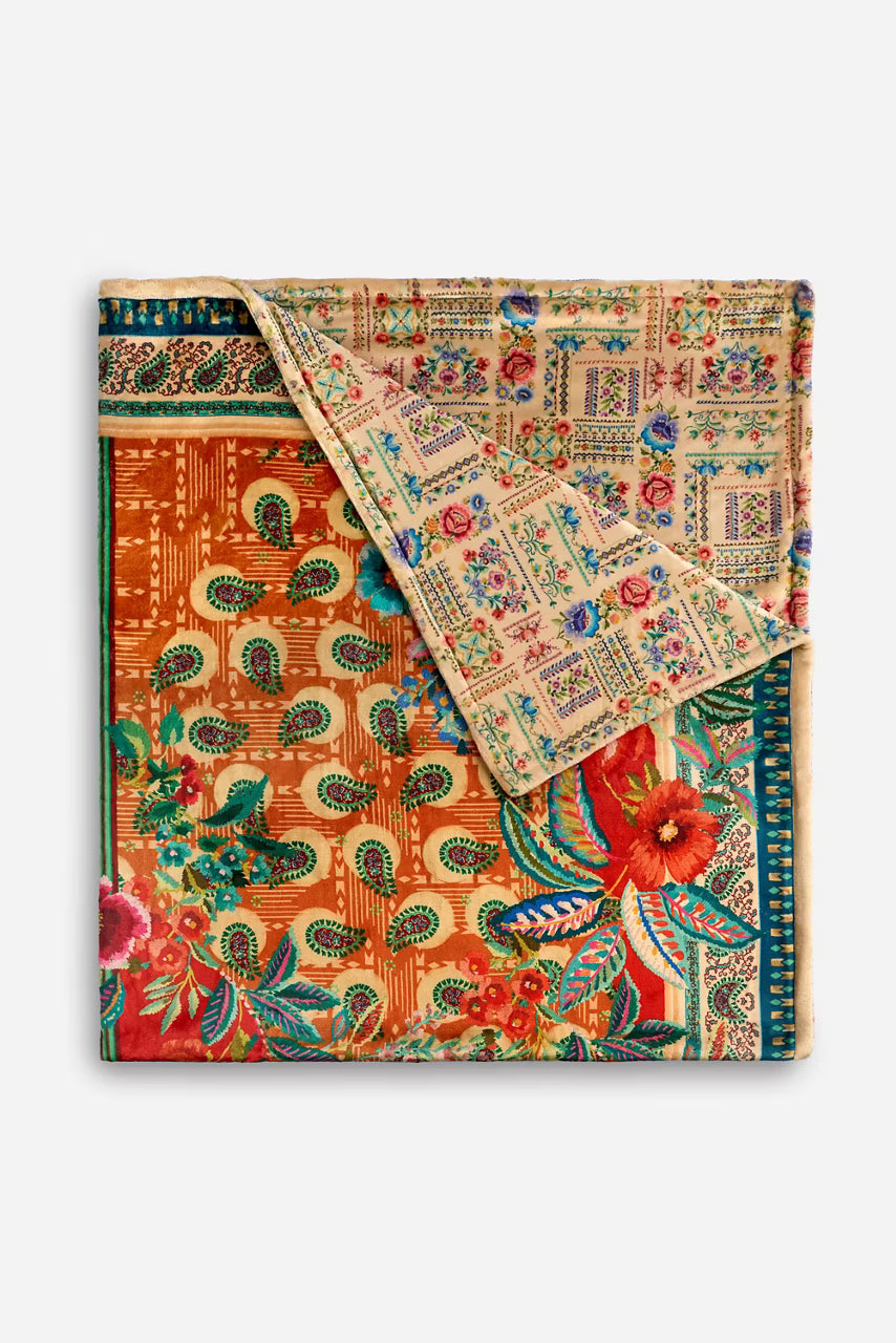 Laurel Canyon Cozy Blanket- Armelle