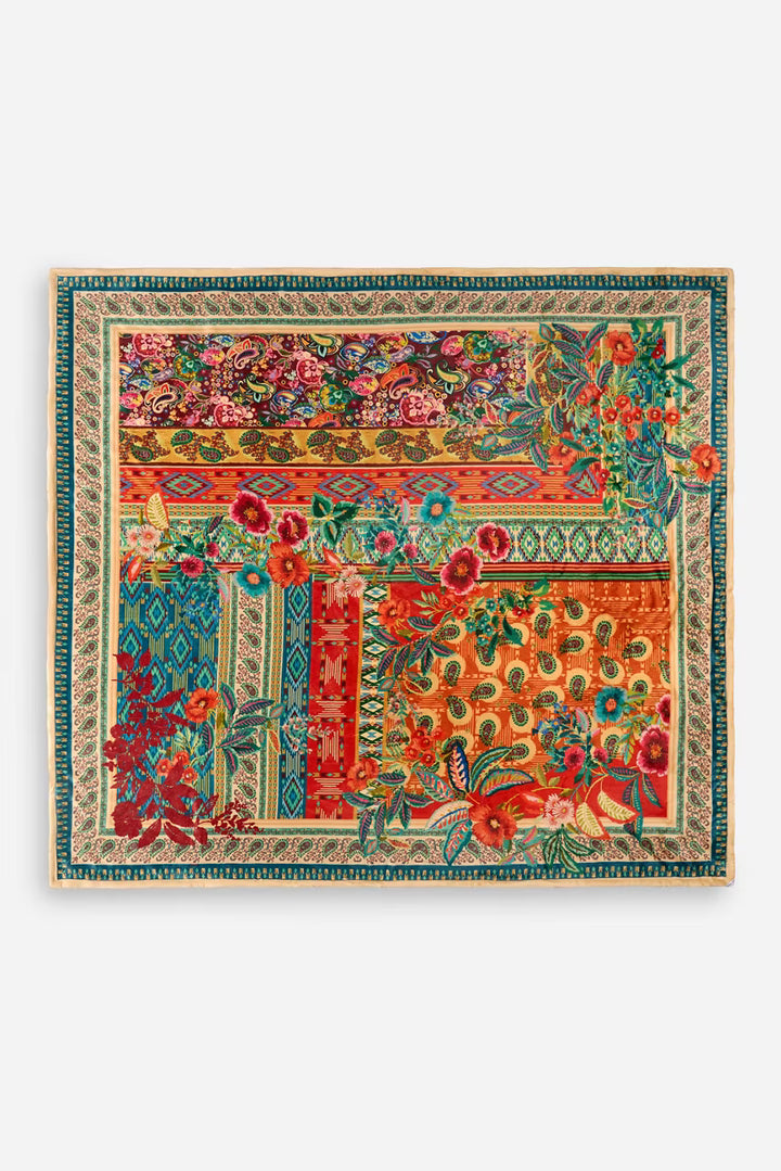 Laurel Canyon Cozy Blanket- Armelle